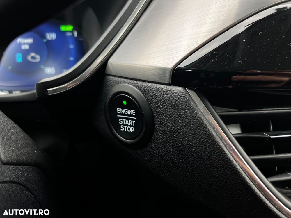 FORD Kuga 2023 — imagine 69