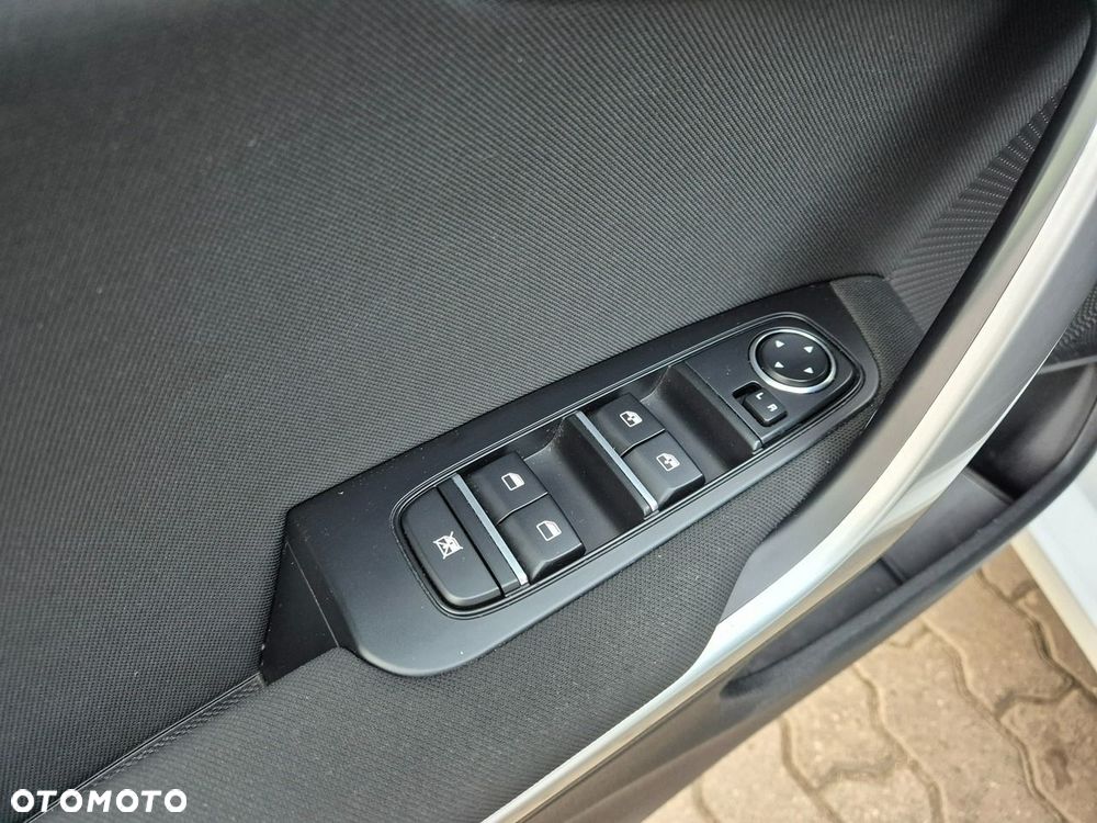 Kia Ceed 1.5 T-GDI M - 14