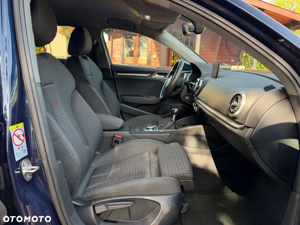 Audi A3 Limousine 1.5 TFSI cylinder on demand sport - 17