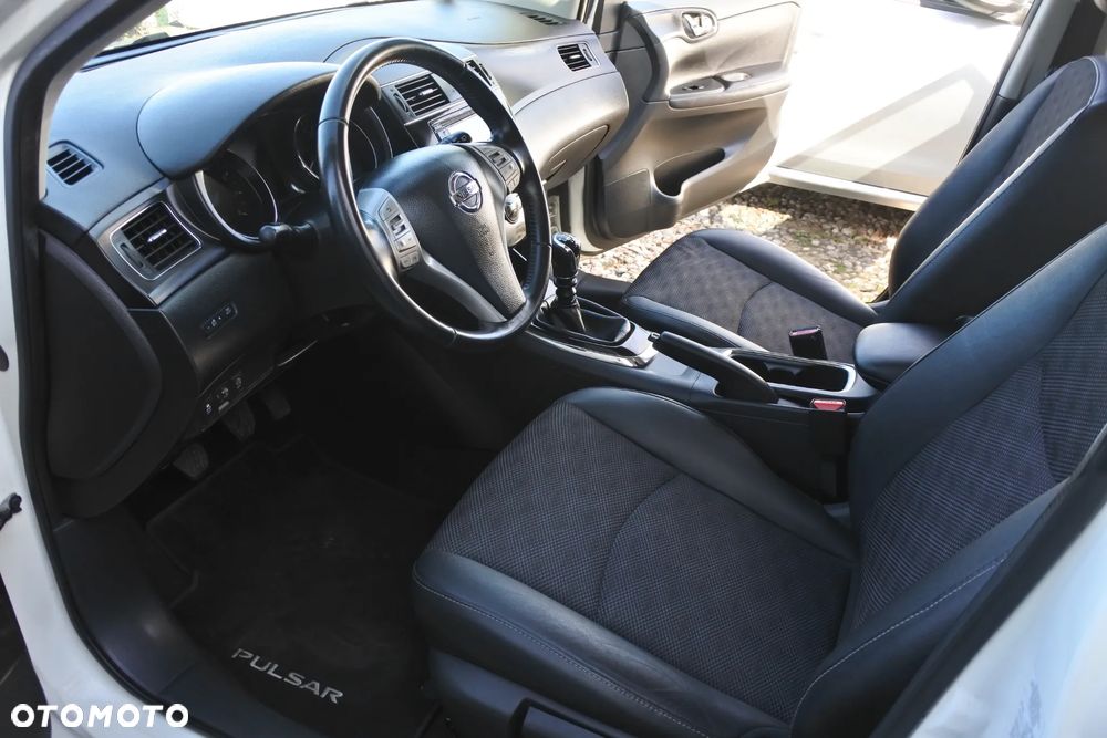 Nissan Pulsar 1.2 DIG-T Tekna EU6 - 10