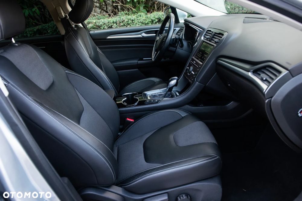 Ford Mondeo 2.0 TDCi STart-Stopp PowerShift-Aut Titanium - 26