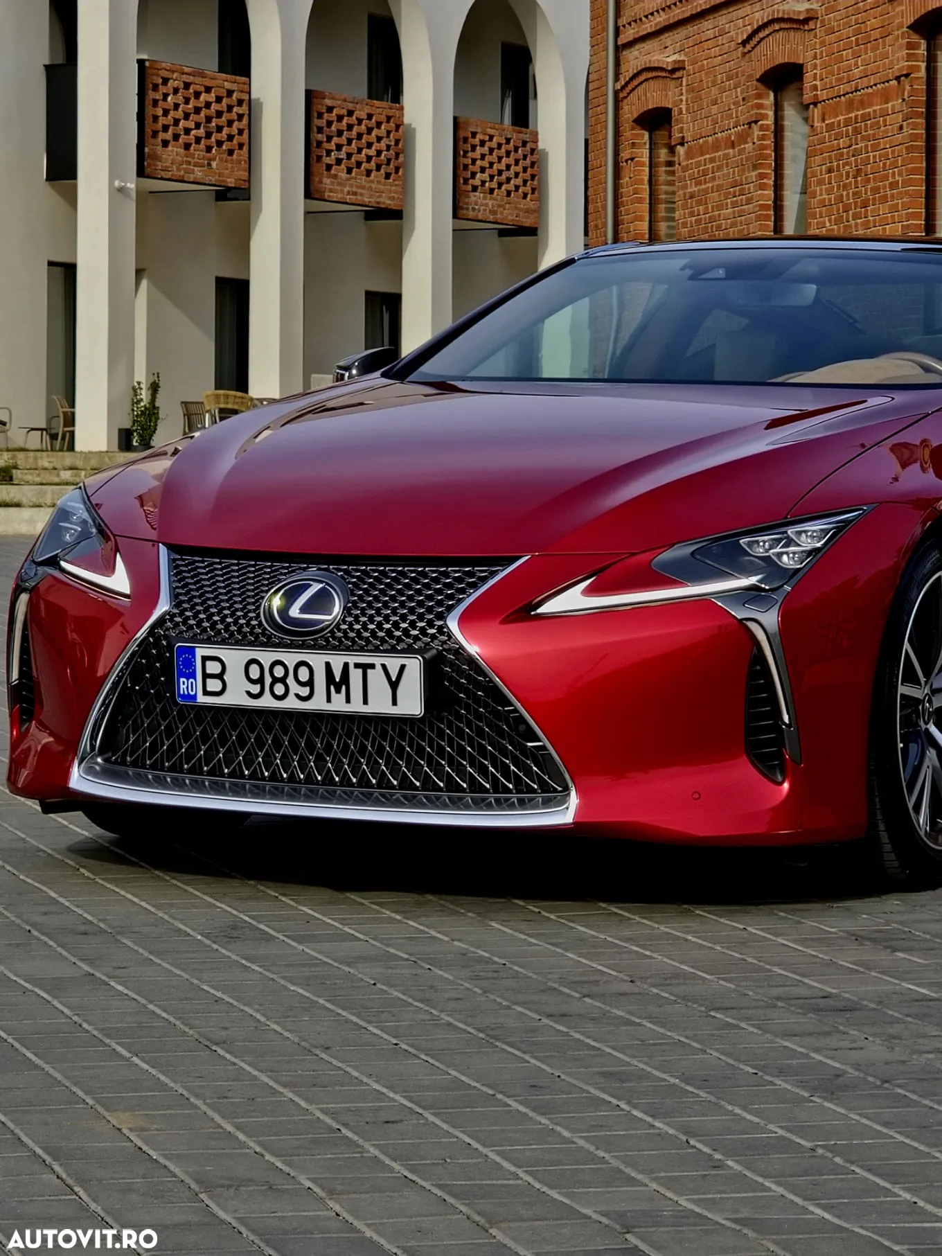 Lexus LC 500h Luxury - 2