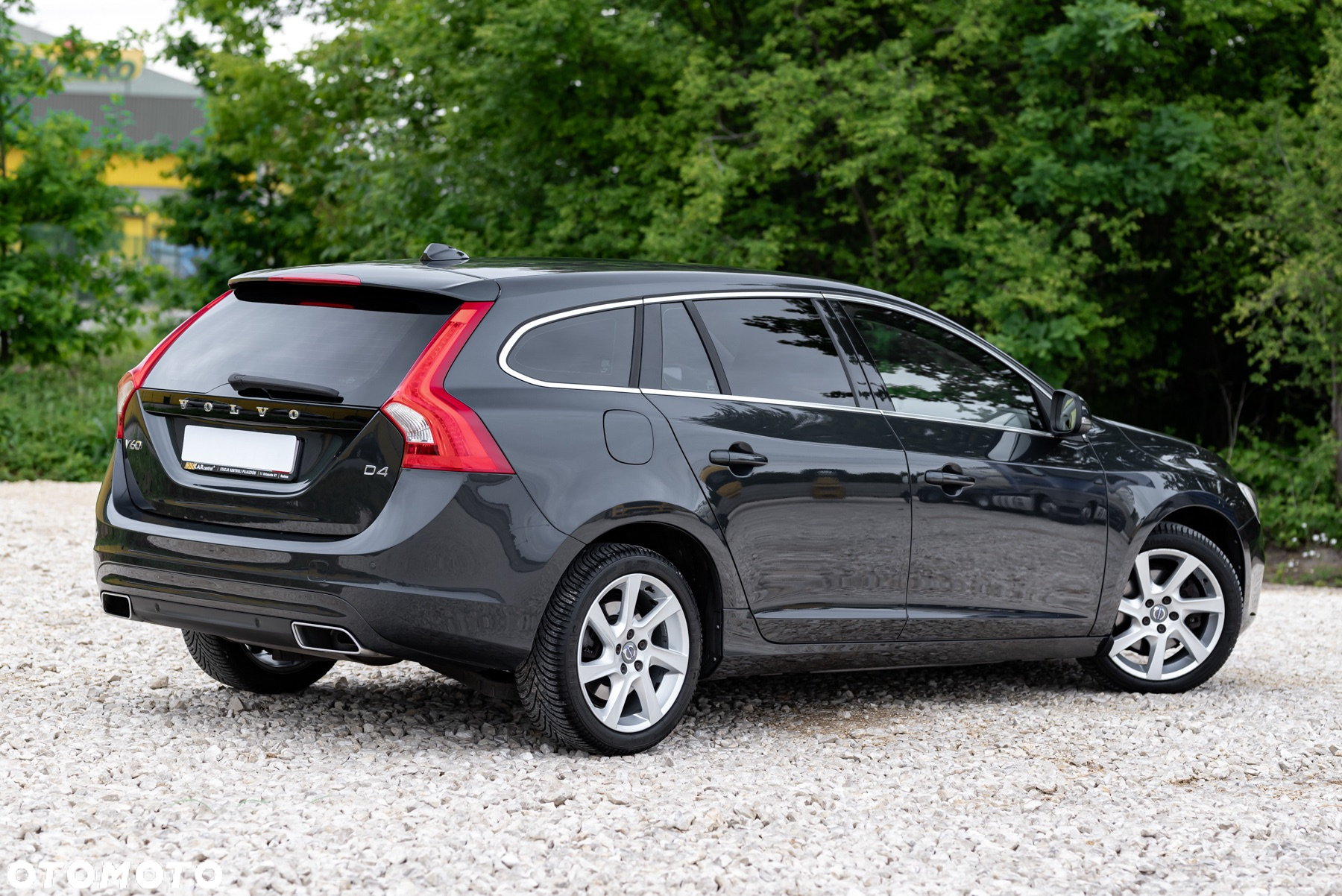 Volvo V60 D4 Geartronic Summum - 3