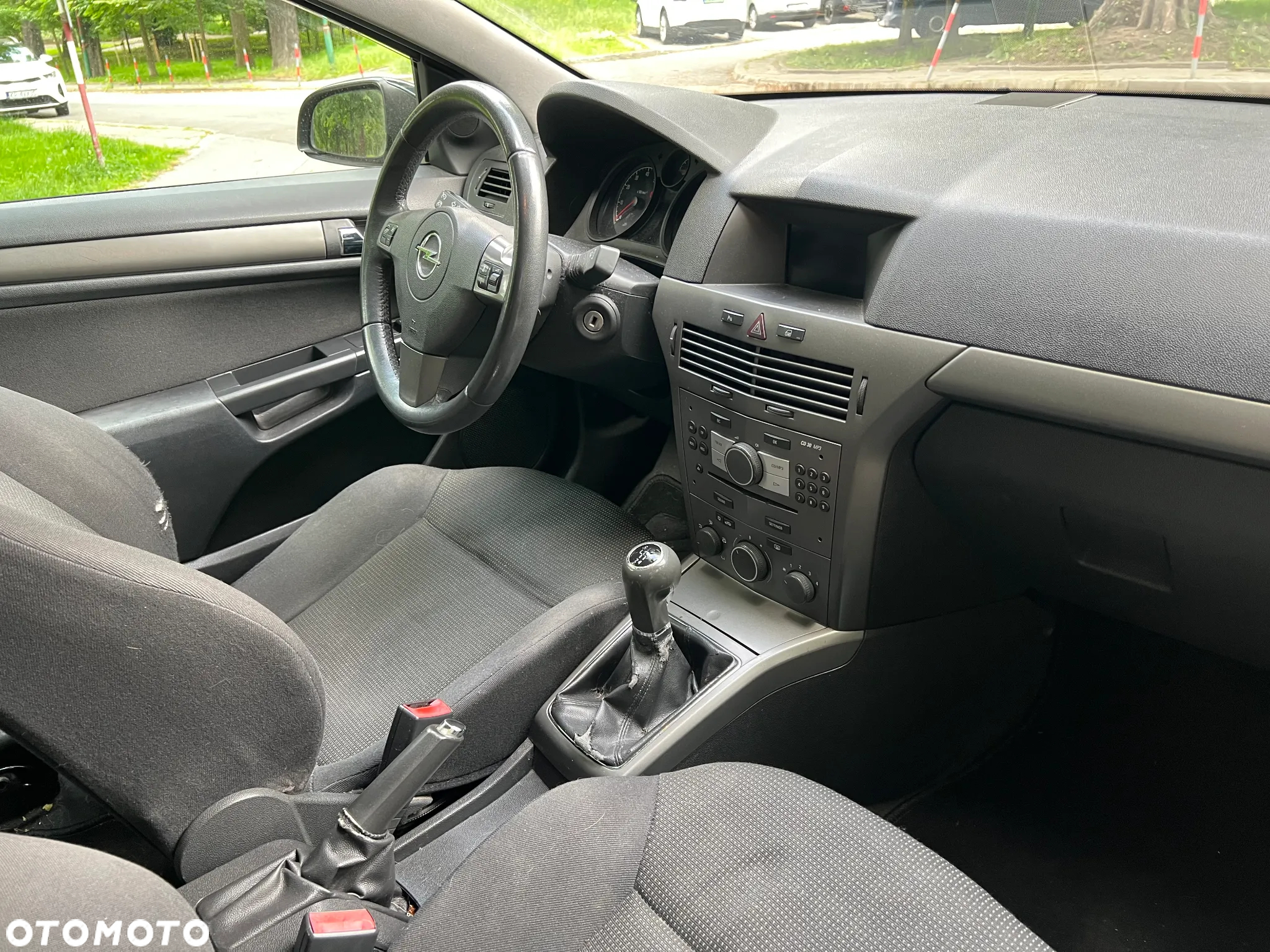 Opel Astra GTC 1.4 - 12