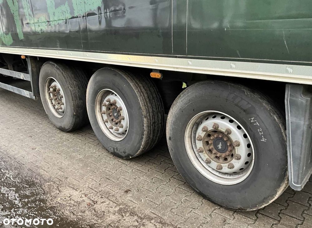 Schmitz Cargobull SKO24 - 11