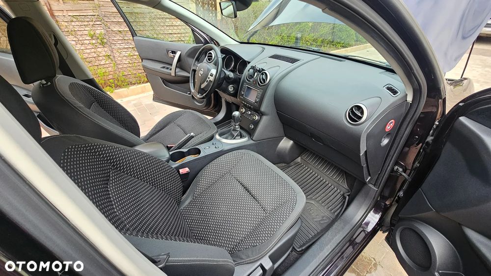 Nissan Qashqai 2.0 dCi Tekna - 17