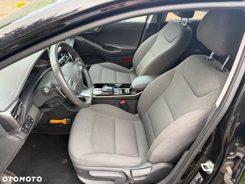 Hyundai IONIQ Premium - 13