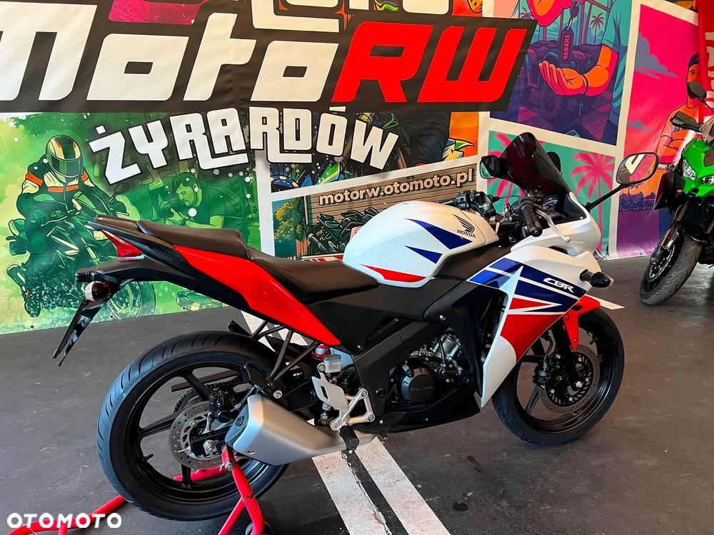 Honda CBR - 11