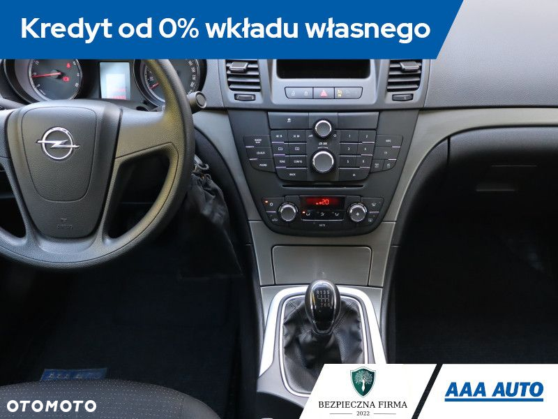 Opel Insignia - 13