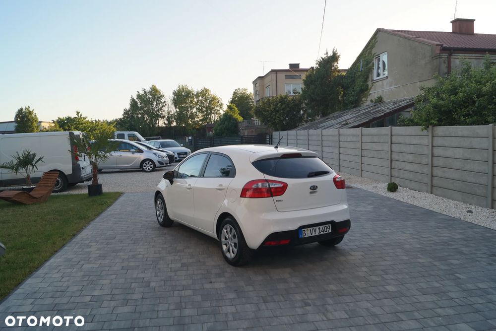 Kia Rio 1.2 Edition 7 - 34