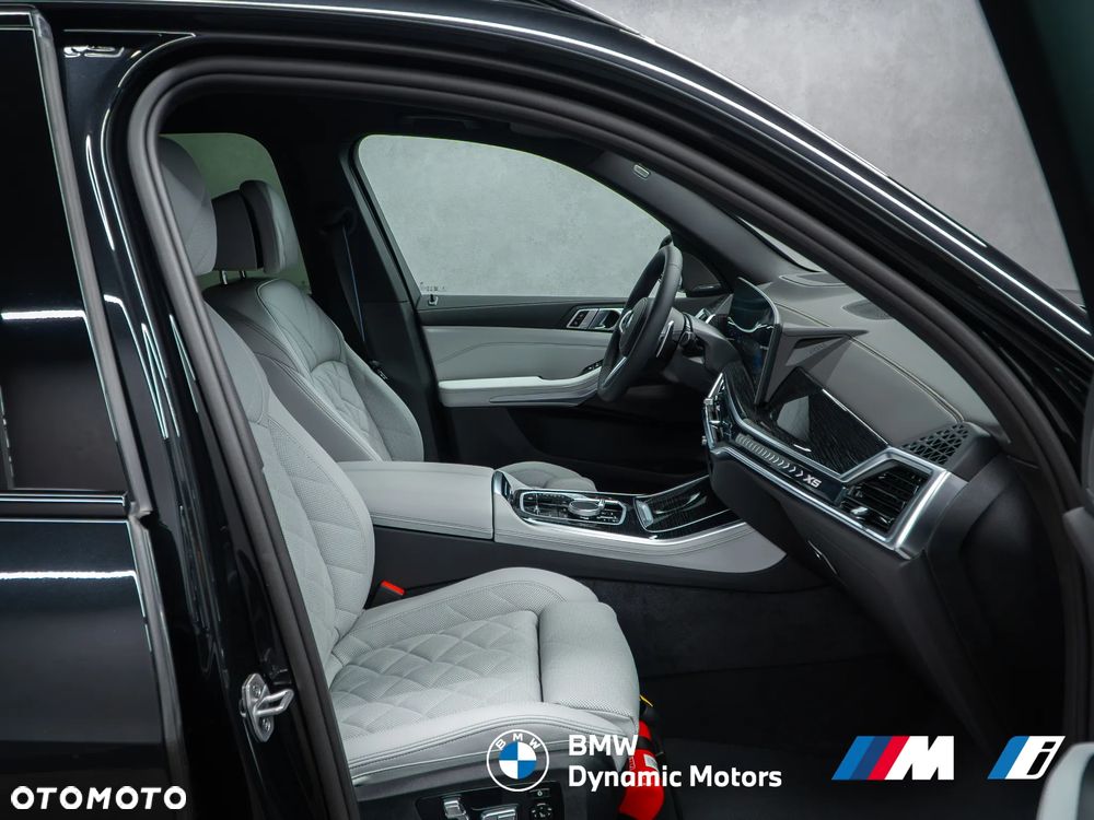 BMW X5 xDrive40d - 23
