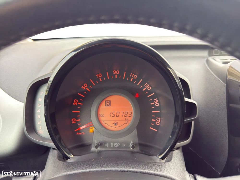 Peugeot 108 1.0 VTi Allure ETG5 - 9