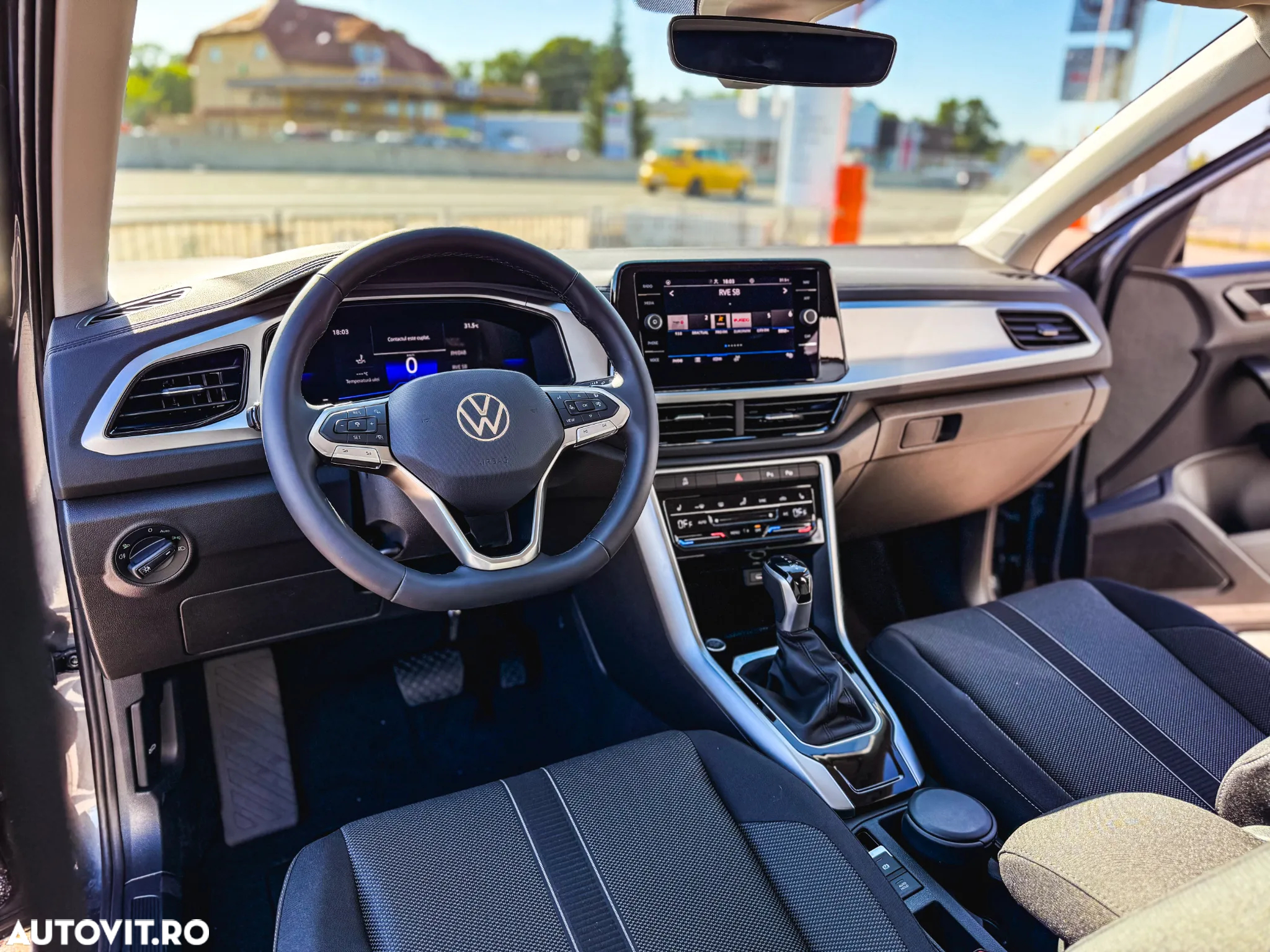 Volkswagen T-ROC 1.5 TSI DSG Life - 9