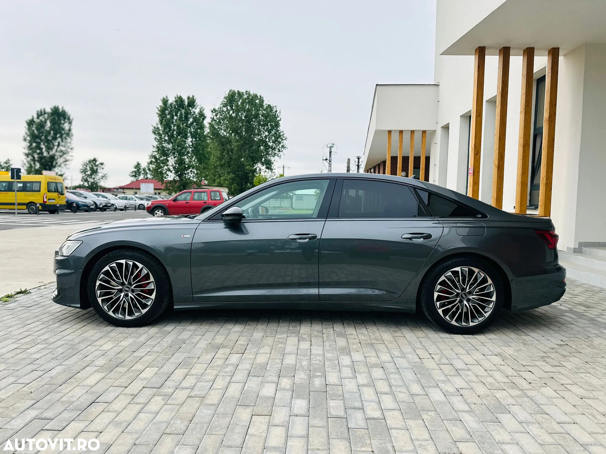 Audi A6 Avant 55 TFSI e quattro S tronic sport - 11