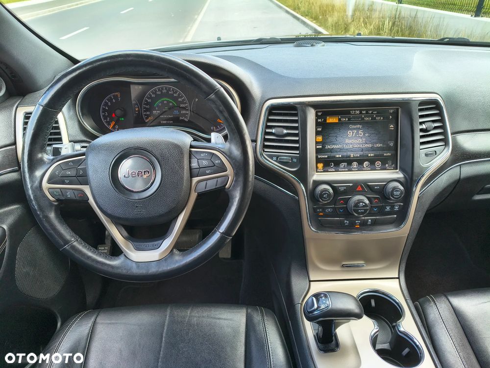Jeep Grand Cherokee - 2