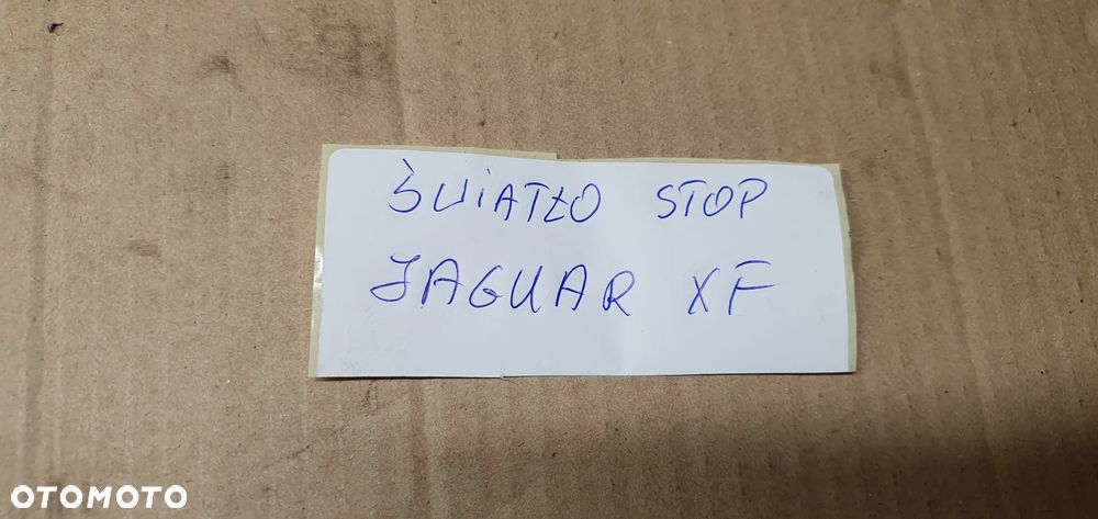 Trzecie światło stop Jaguar XF X250 - 8