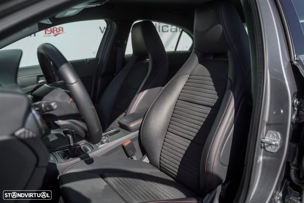 Mercedes-Benz A 180 d AMG Line - 27