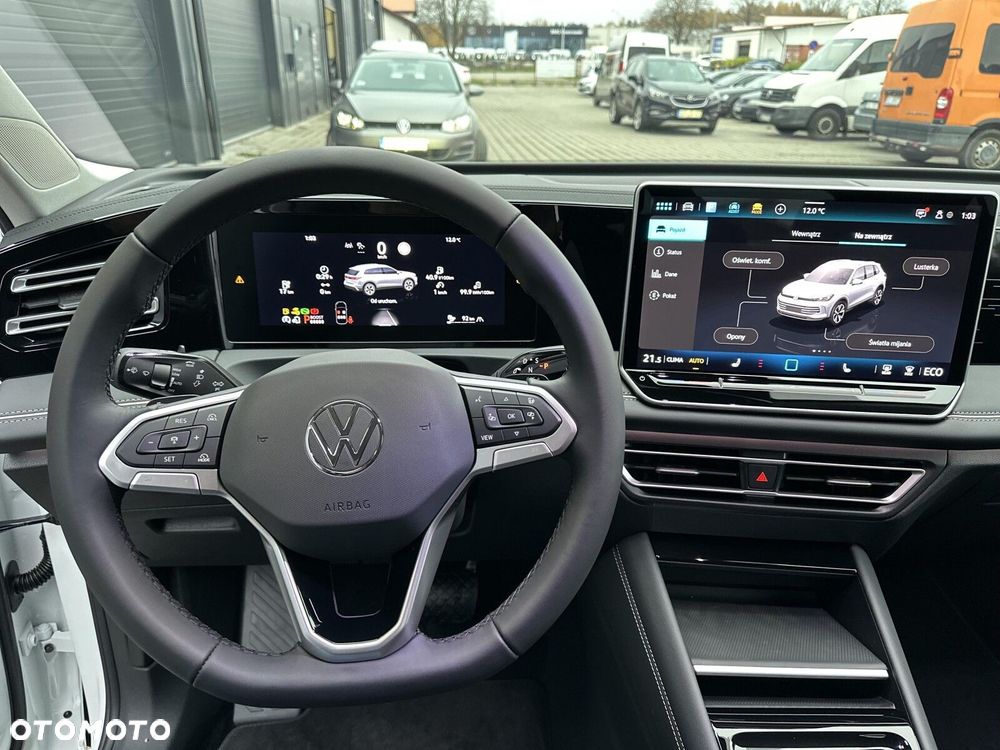 Volkswagen Tiguan - 13