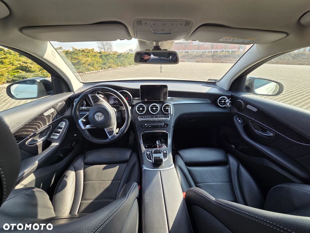 Mercedes-Benz GLC - 6