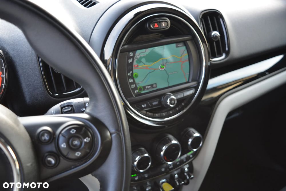 MINI Countryman Cooper SE ALL4 Shadow Edition - 16