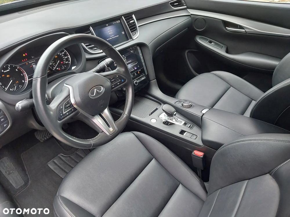 Infiniti QX50 - 11