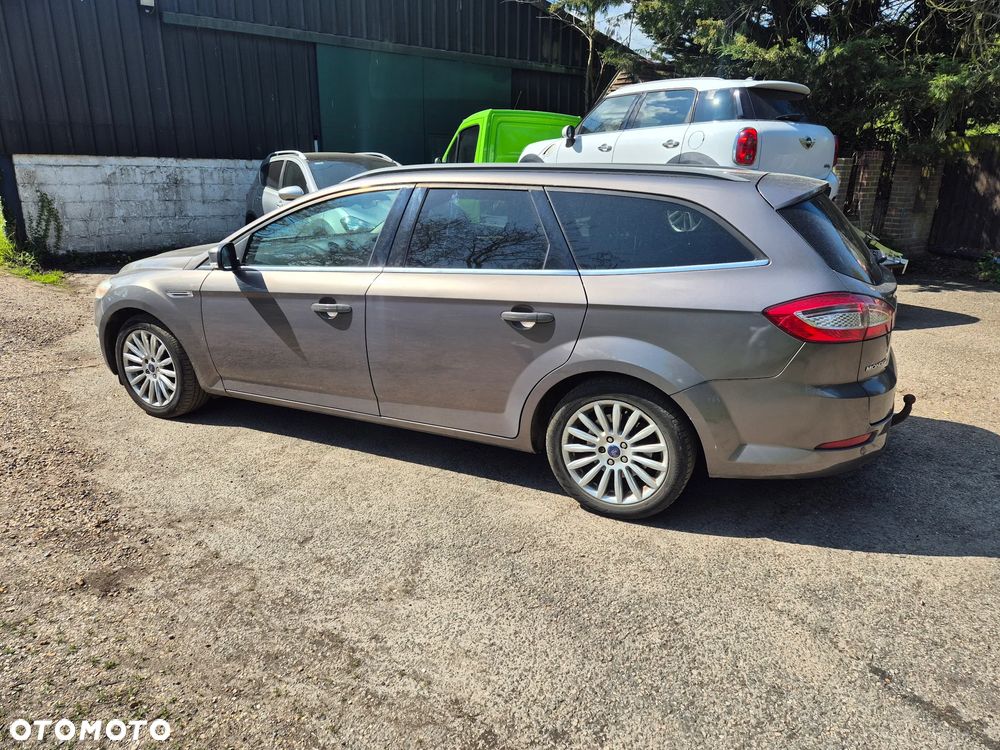 Ford Mondeo 2.0 TDCi ECOnetic Business Edition - 9