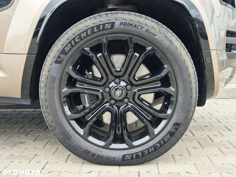 Land Rover Defender 110 P635 OCTA - 9