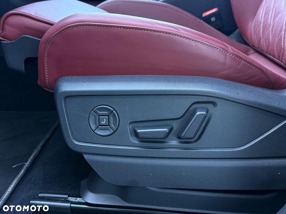 Audi SQ5 Sportback - 19