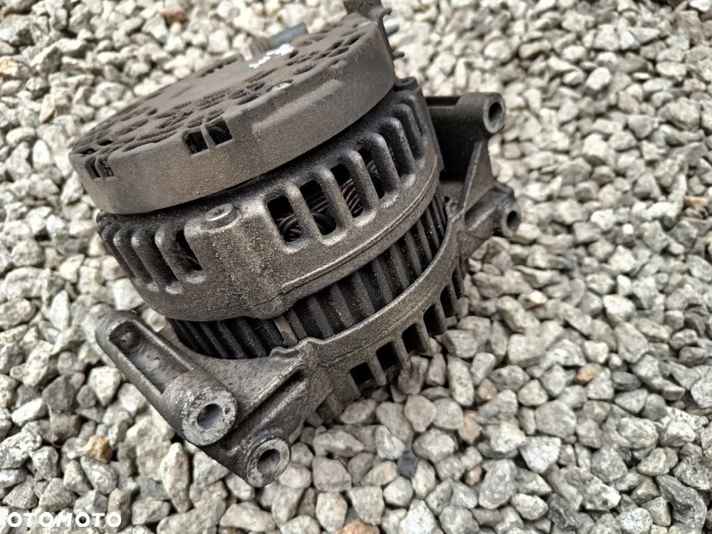 MERCEDES W204 W211 LIFT 2.2 CDI ALTERNATOR A0131549002 - 3