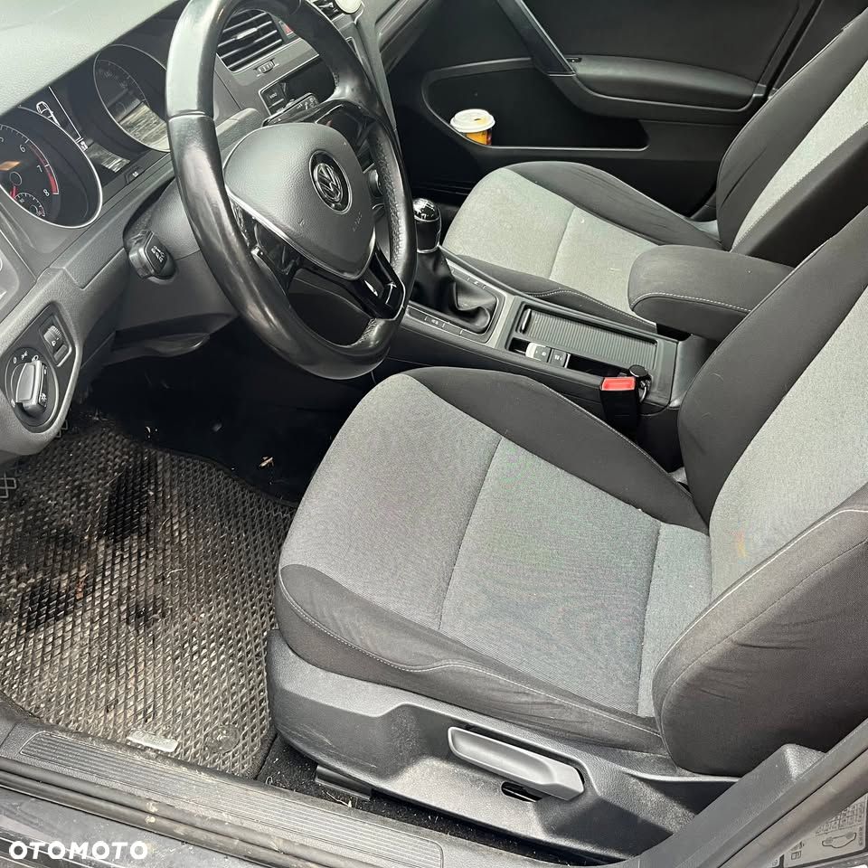 Volkswagen Golf 1.2 TSI BMT Start - 3