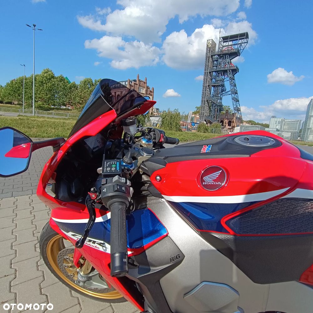 Honda CBR - 4