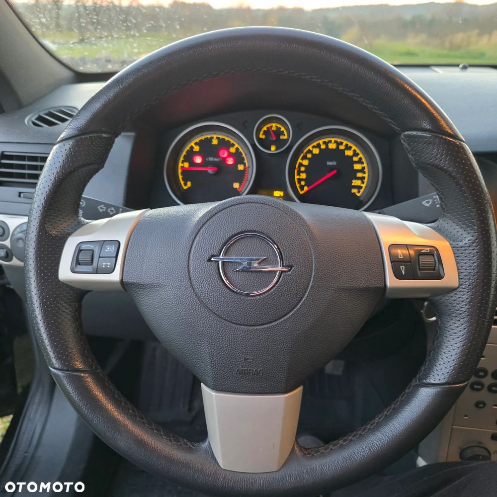 Opel Astra 1.9 CDTI Edition - 23