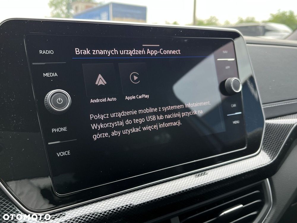 Volkswagen T-Cross 1.0 TSI R-Line Plus DSG - 24