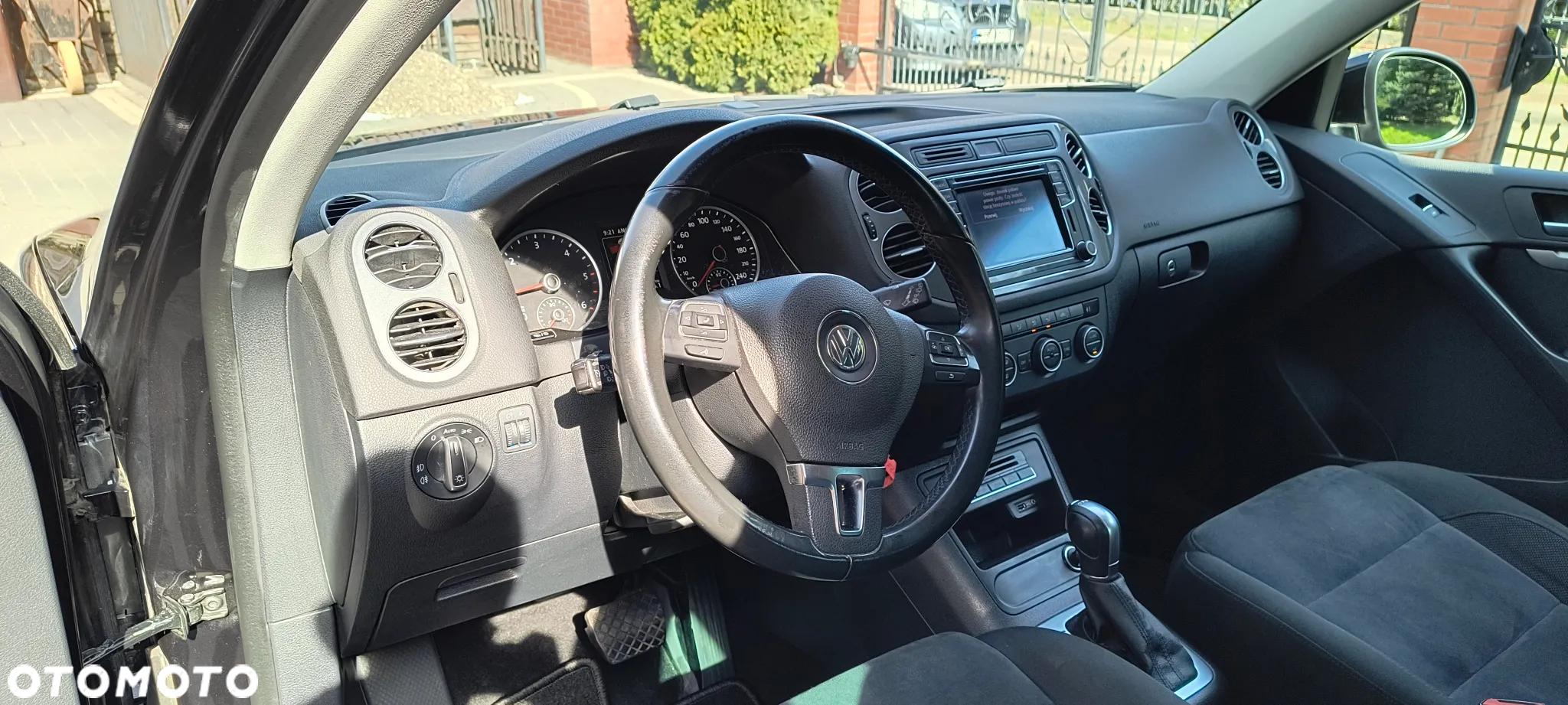 Volkswagen Tiguan 2.0 TDI SCR 4MOTION BlueMotion Technology DSG Sport & Style - 11
