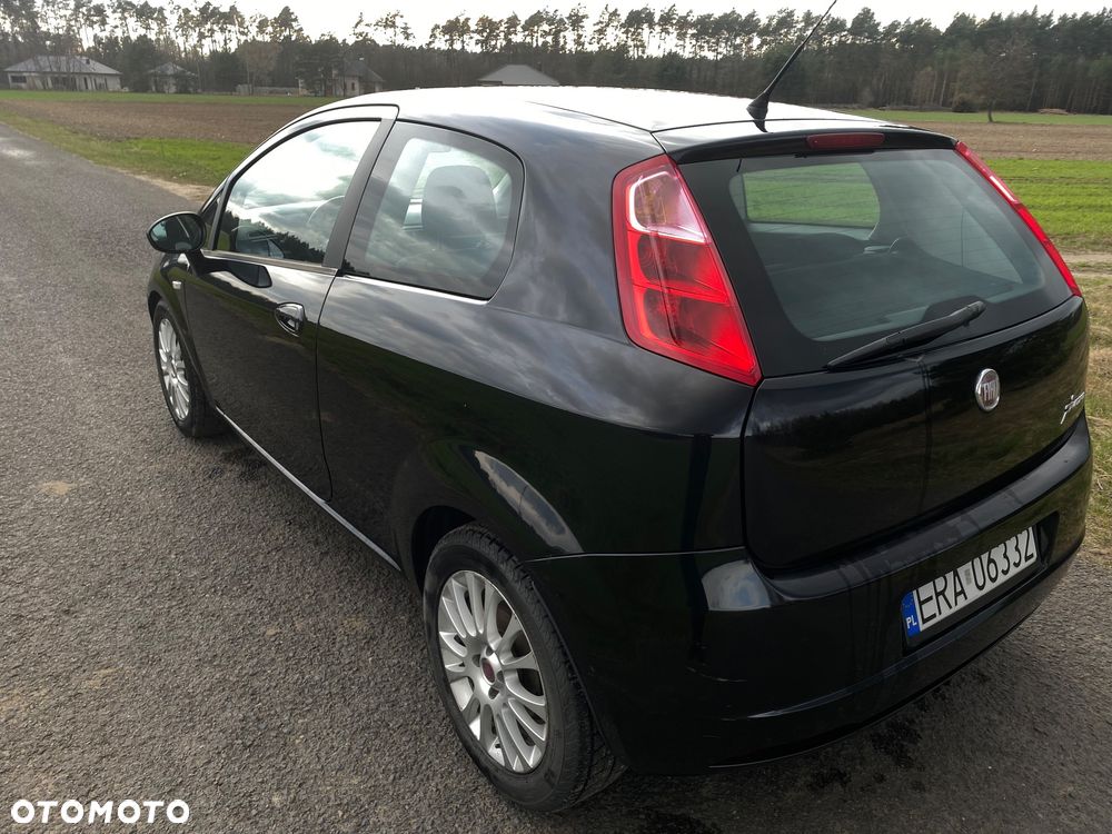 Fiat Grande Punto 1.4 8V - 4
