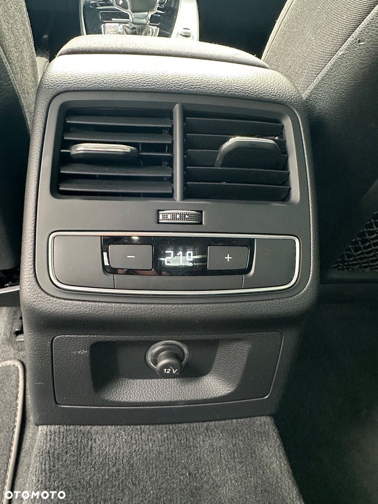 Audi A4 Limousine 35 TFSI S tronic design - 11