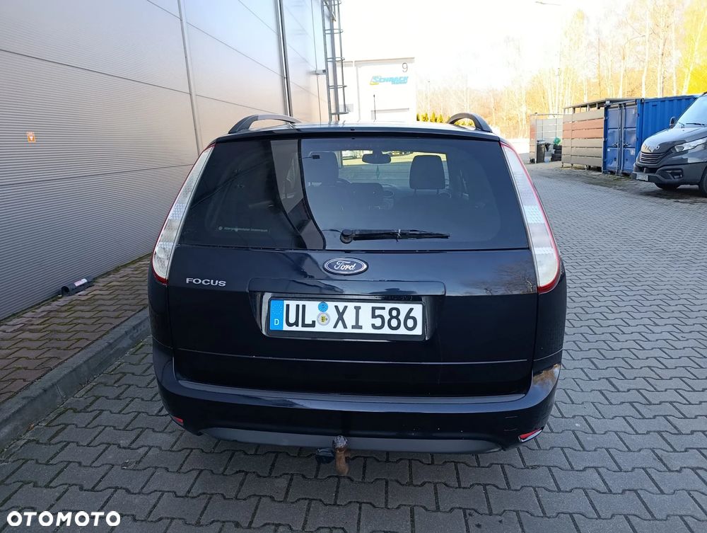 Ford Focus 1.6 16V Style - 18