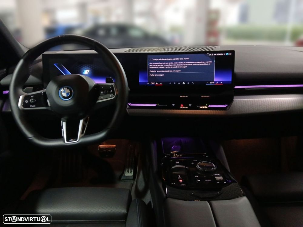 BMW 530 e Pack M - 12