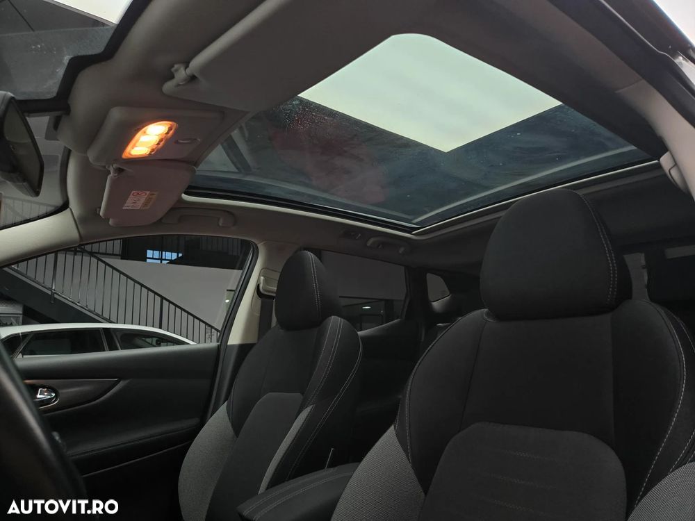 Nissan Qashqai 1.5 DCI TEKNA - 25