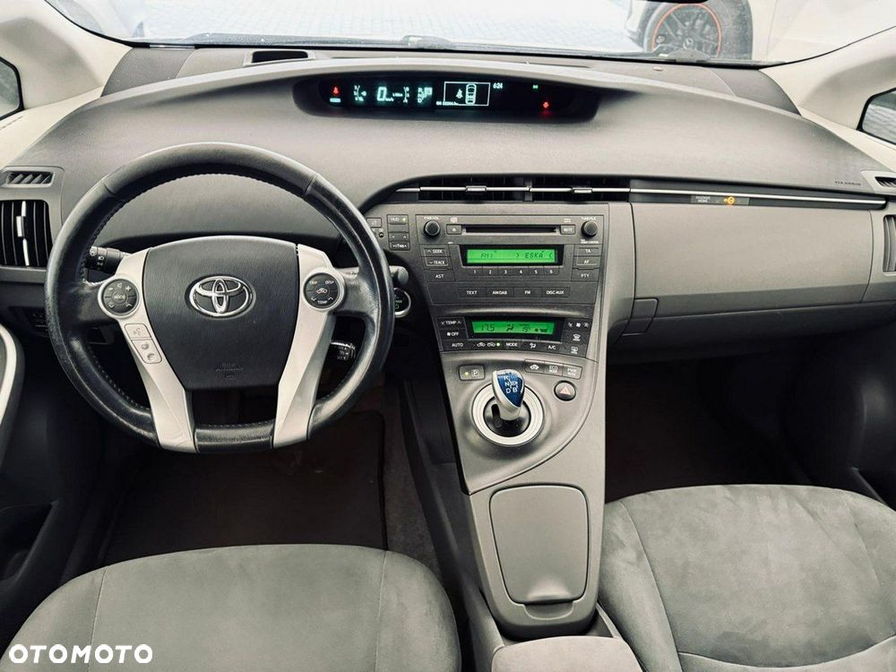 Toyota Prius - 22