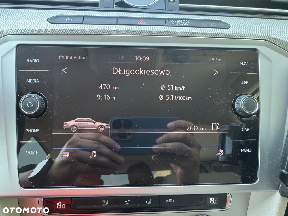 Volkswagen Passat 2.0 TDI SCR Comfortline - 25