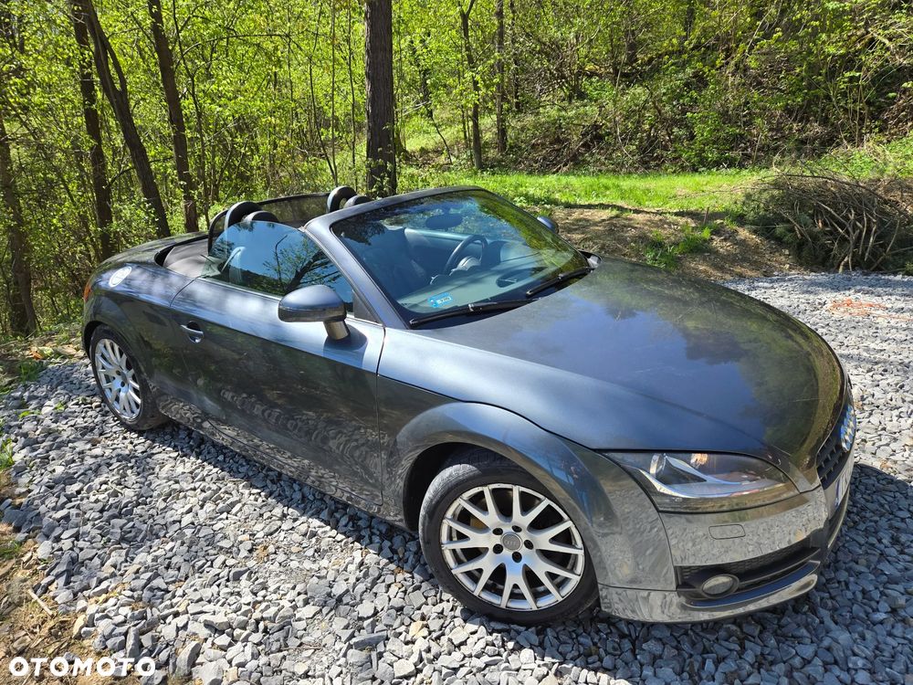 Audi TT Roadster - 4
