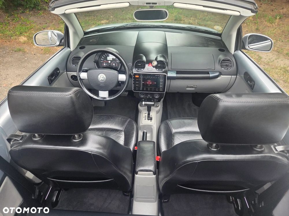 Volkswagen New Beetle 2.0 - 26