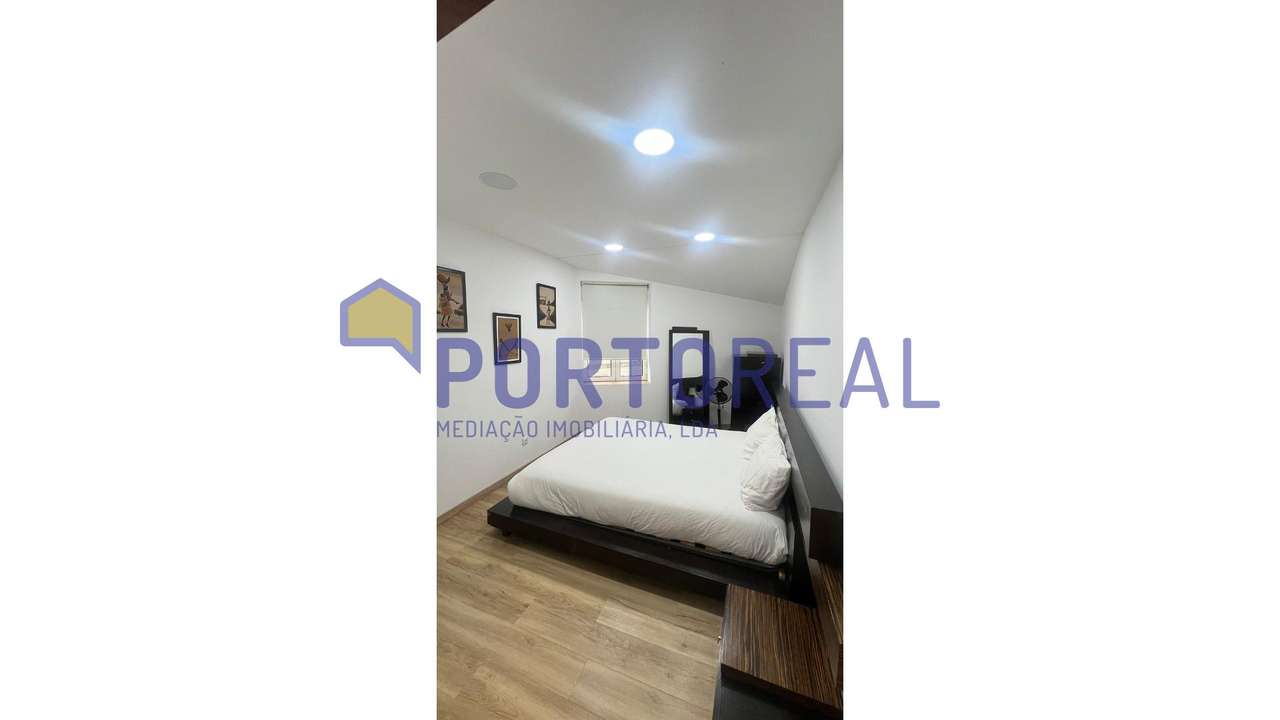 Prédio ao Marquês - Porto - Grande imagem: 2/17