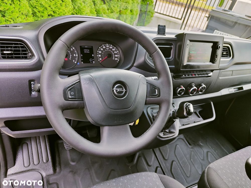 Opel Movano L3H2, hak 3500kg - 22