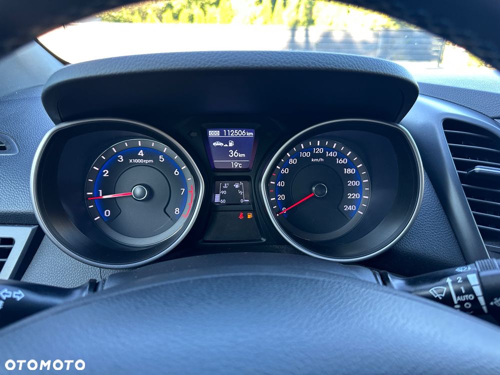 Hyundai i30 blue Kombi 1.6 GDi Passion - 20