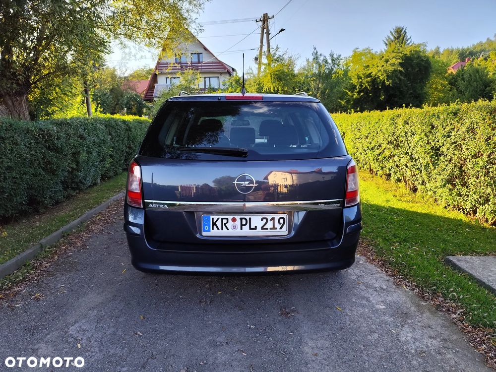 Opel Astra 1.6 Caravan Catch me now - 12