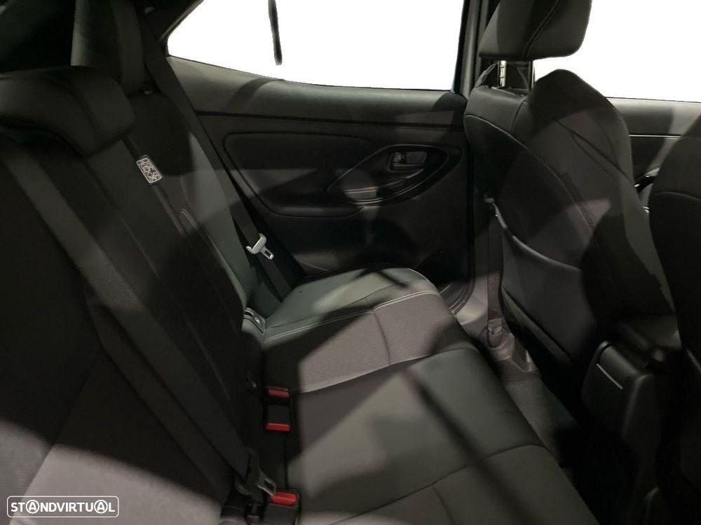 Toyota Yaris Cross 1.5 HDF Luxury - 8