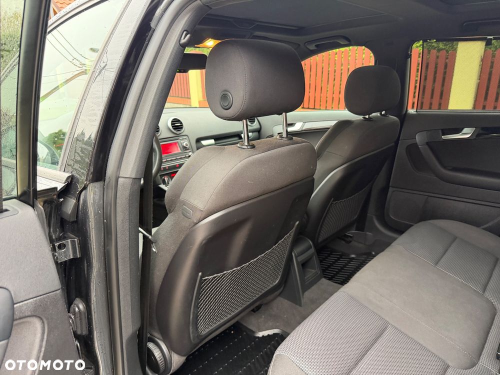 Audi A3 Sportback 2.0 TDI DPF S line Sportpaket - 19