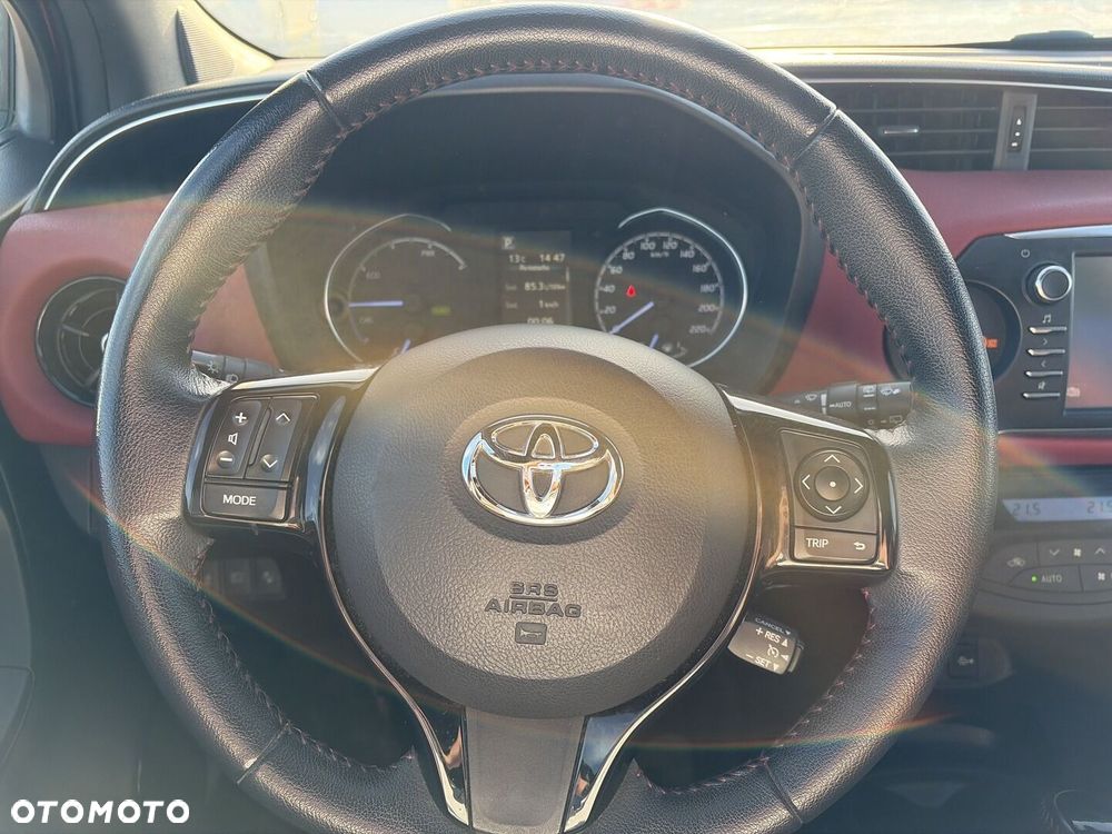 Toyota Yaris - 18